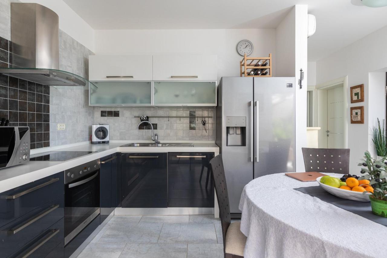 Villa Old Olive, 3Lovelyvillas 포드고라 외부 사진