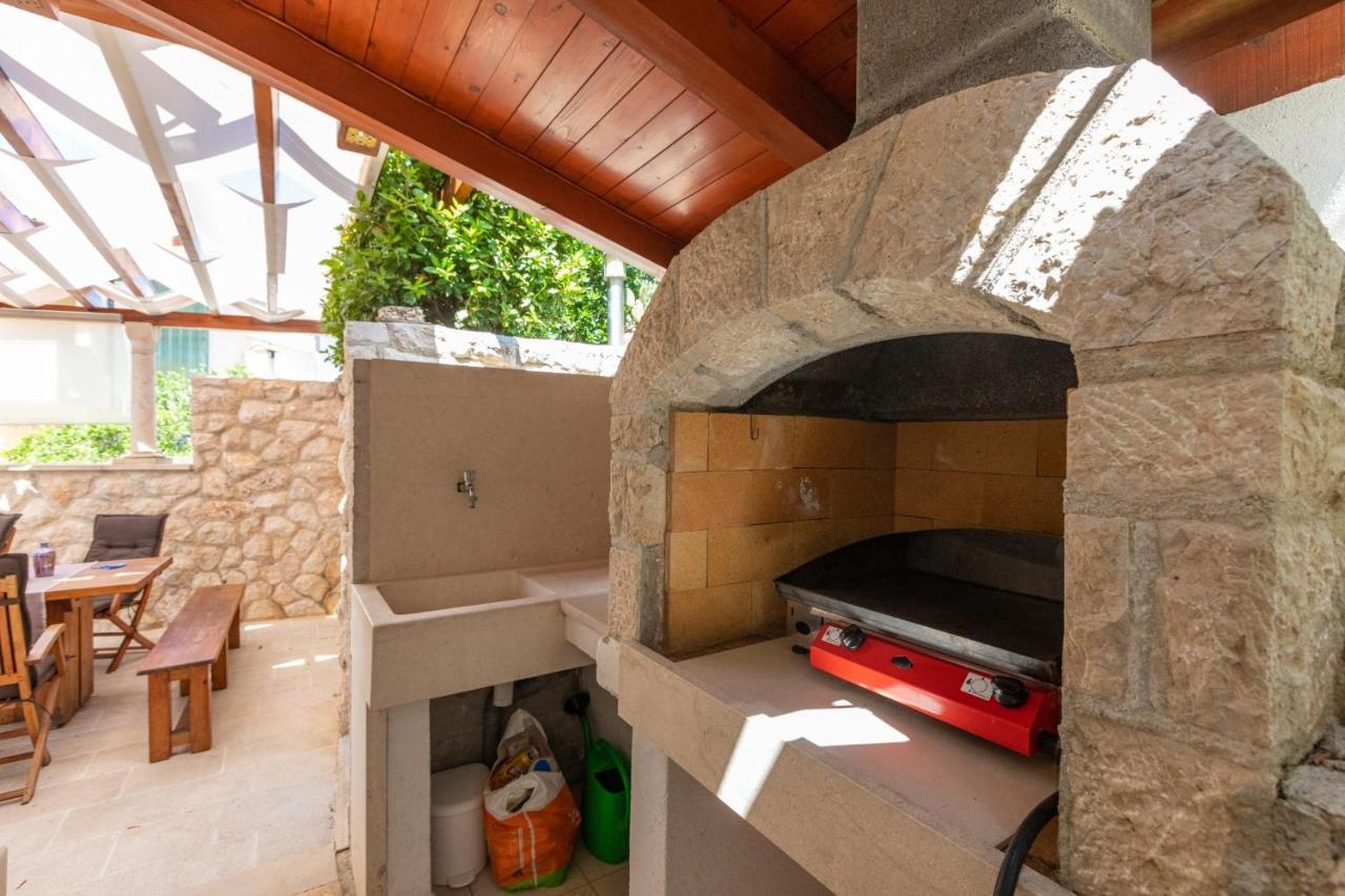 Villa Old Olive, 3Lovelyvillas 포드고라 외부 사진